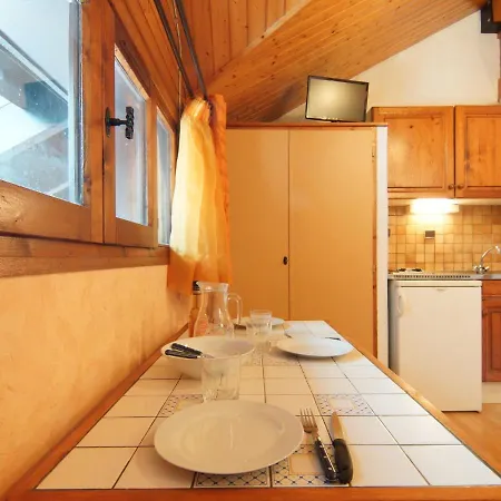 Apartment Les Arandellys By Interhome Les Houches